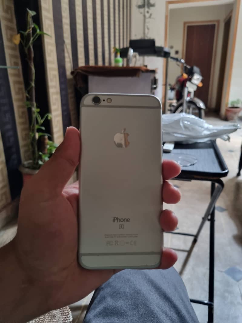 Apple iPhone 6S 0