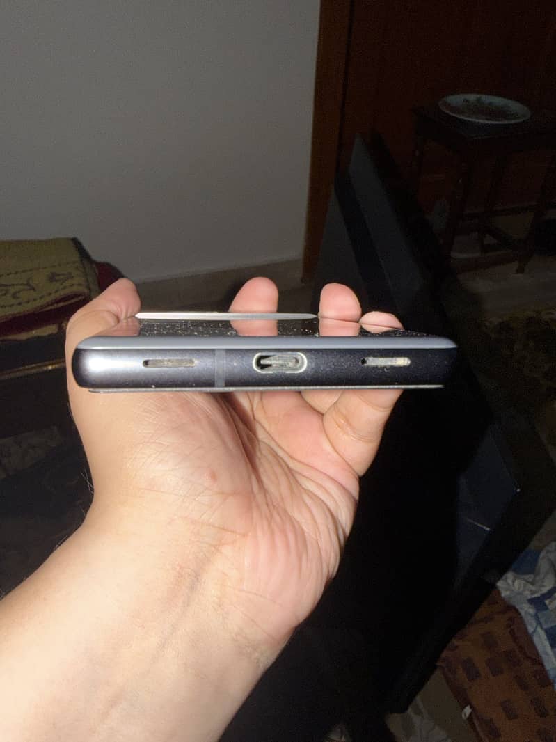 Google Pixel 7a 5