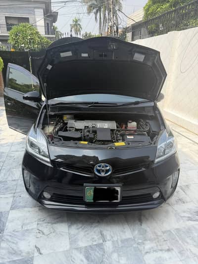 Toyota Prius 2014 ( registered in 2017 )