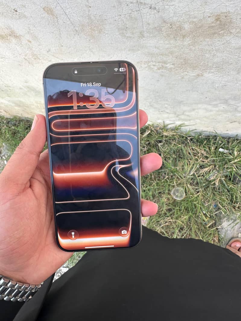 Apple iPhone 16 Pro Max 6