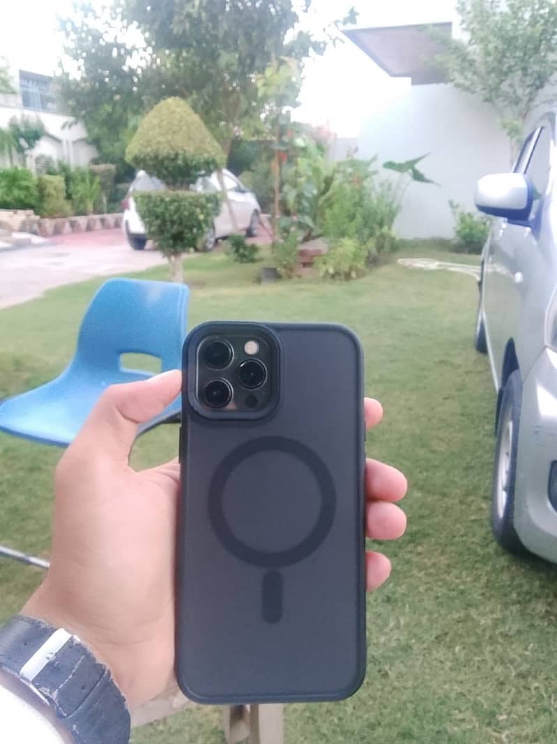 Apple iPhone 12 Pro Max 1