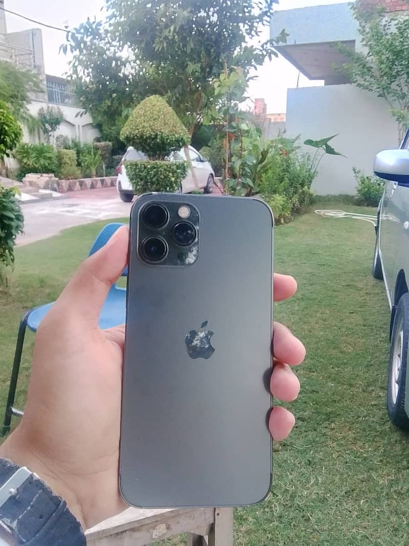 Apple iPhone 12 Pro Max 2