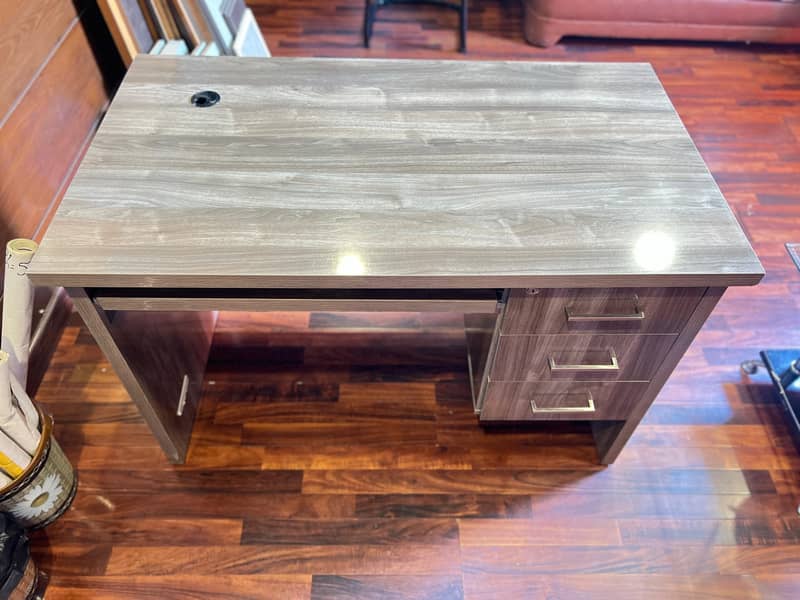 Office Table / Computer Table 8