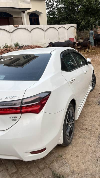 Toyota Altis Grande 2018