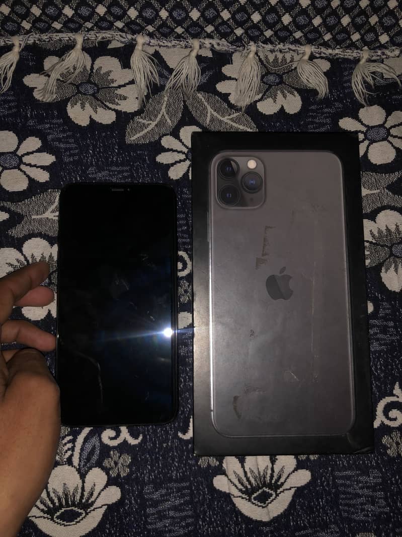 Apple iPhone 11 Pro Max 5