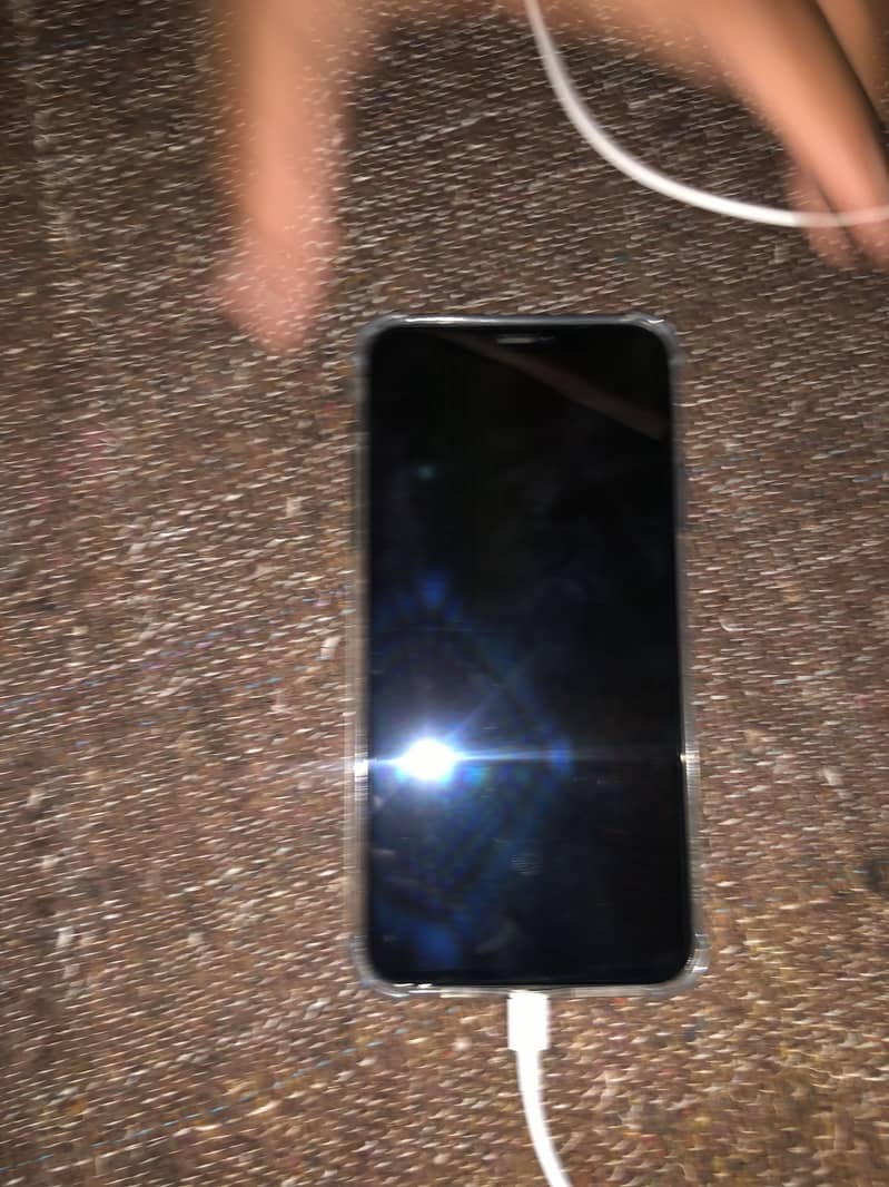 Apple iPhone 11 Pro Max 8