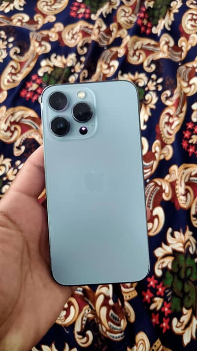 Apple iPhone 13 Pro