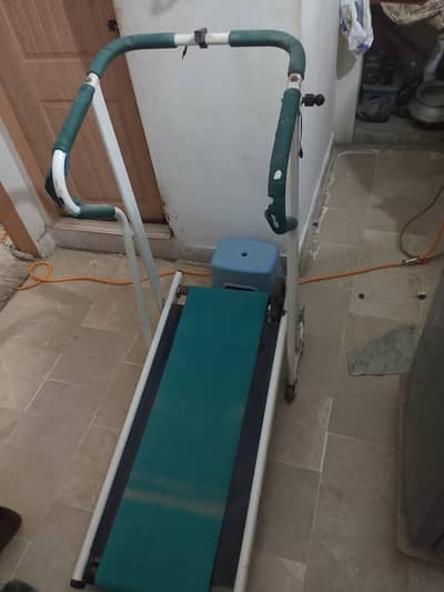 Manual Treadmill Available for sell on reasonable price