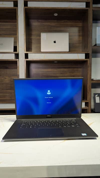 Dell Precision 5540 Core i7 9th laptop | 16GB RAM 256GB SSD 4gb GPU