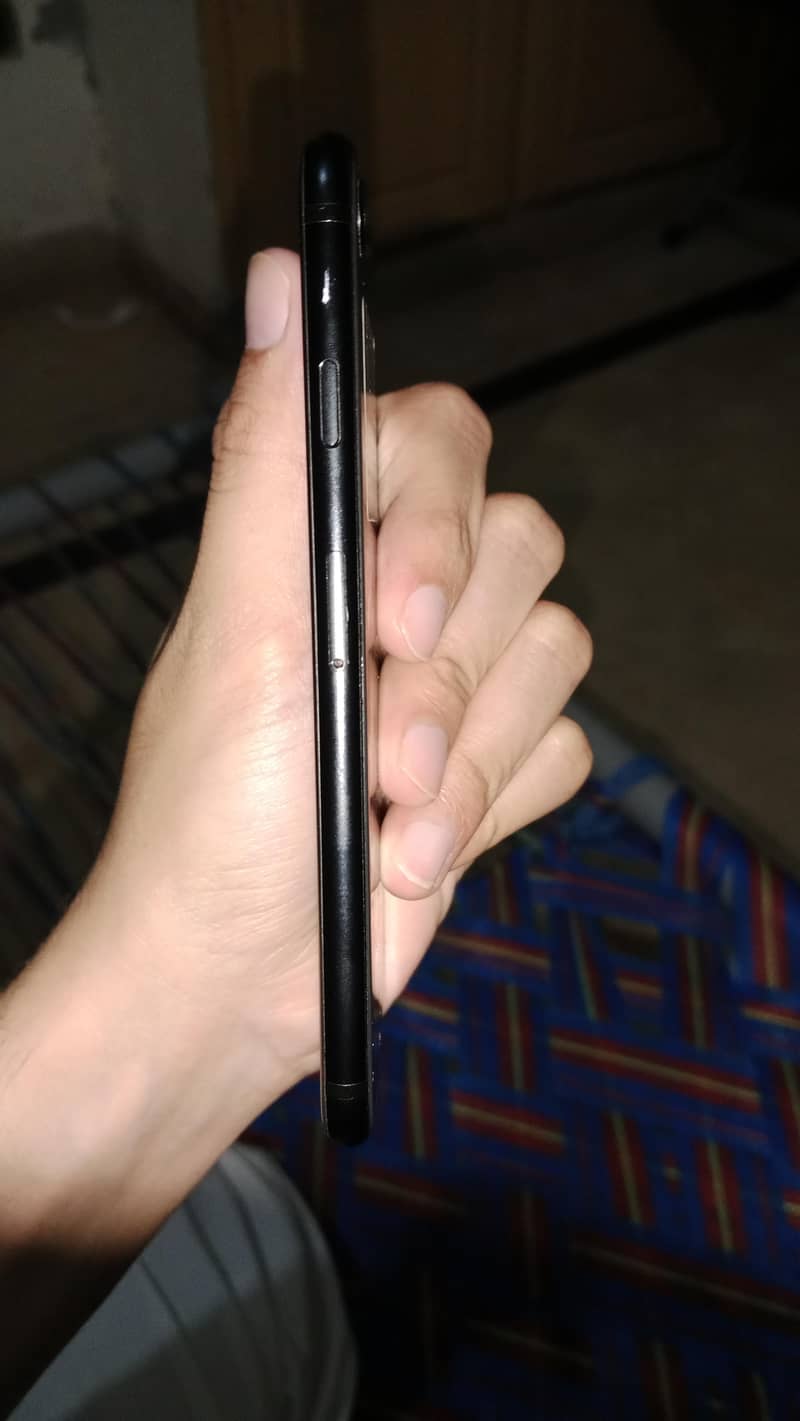 Apple iPhone SE 3