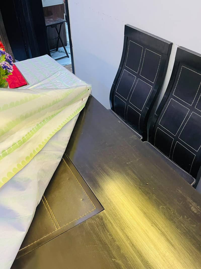 Dining Table for 6 Persons 1