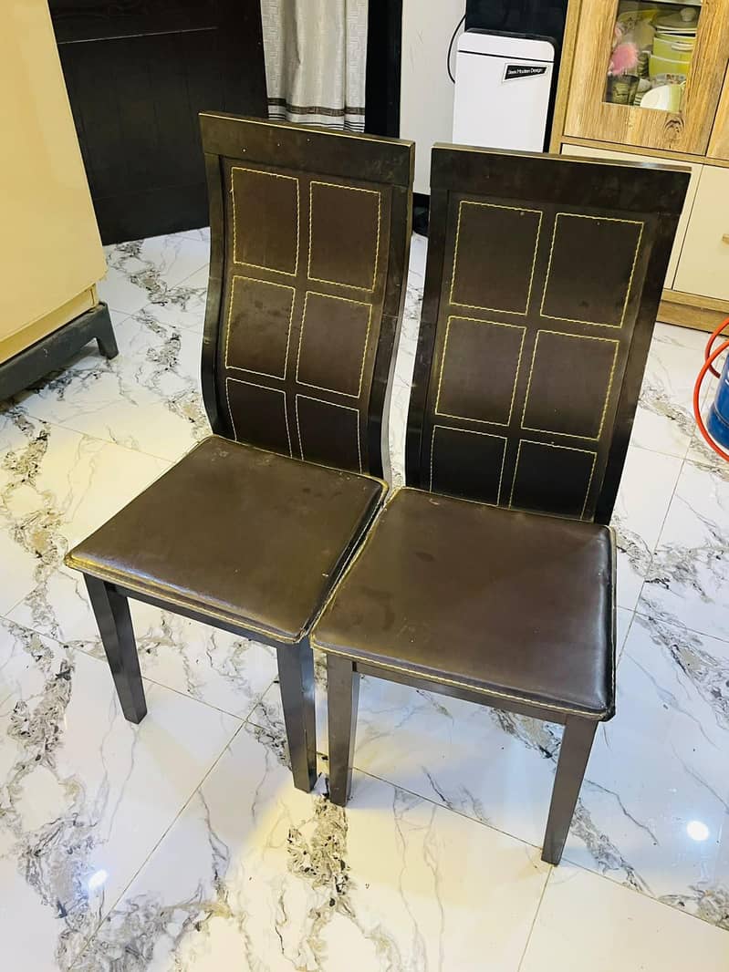 Dining Table for 6 Persons 2