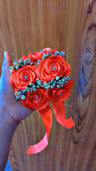 pair of ribbon gajray