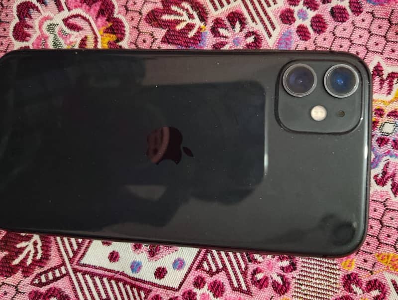 Apple iPhone 11 0