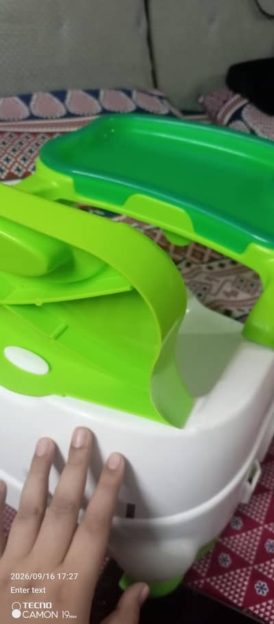 sitting chair for kid