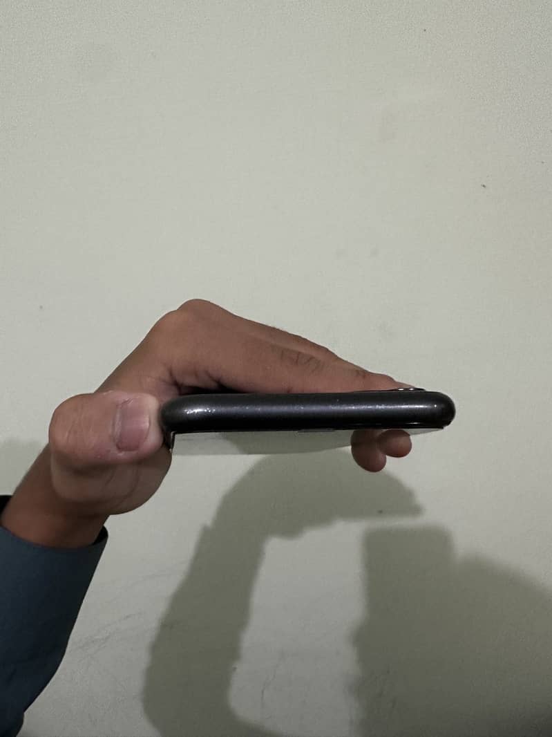 Apple iPhone 11 1