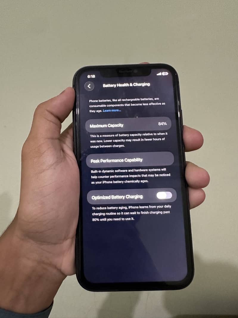 Apple iPhone 11 4