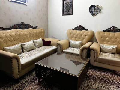 7 Seater Sofa for sale in excellent condition