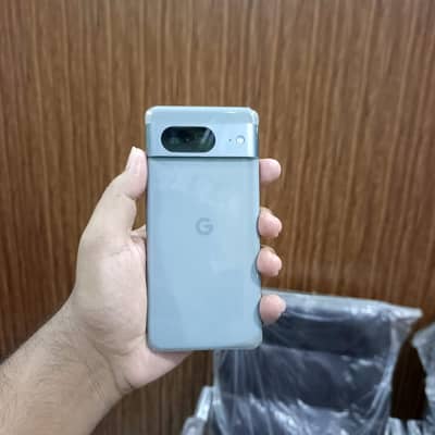 Google Pixel 8