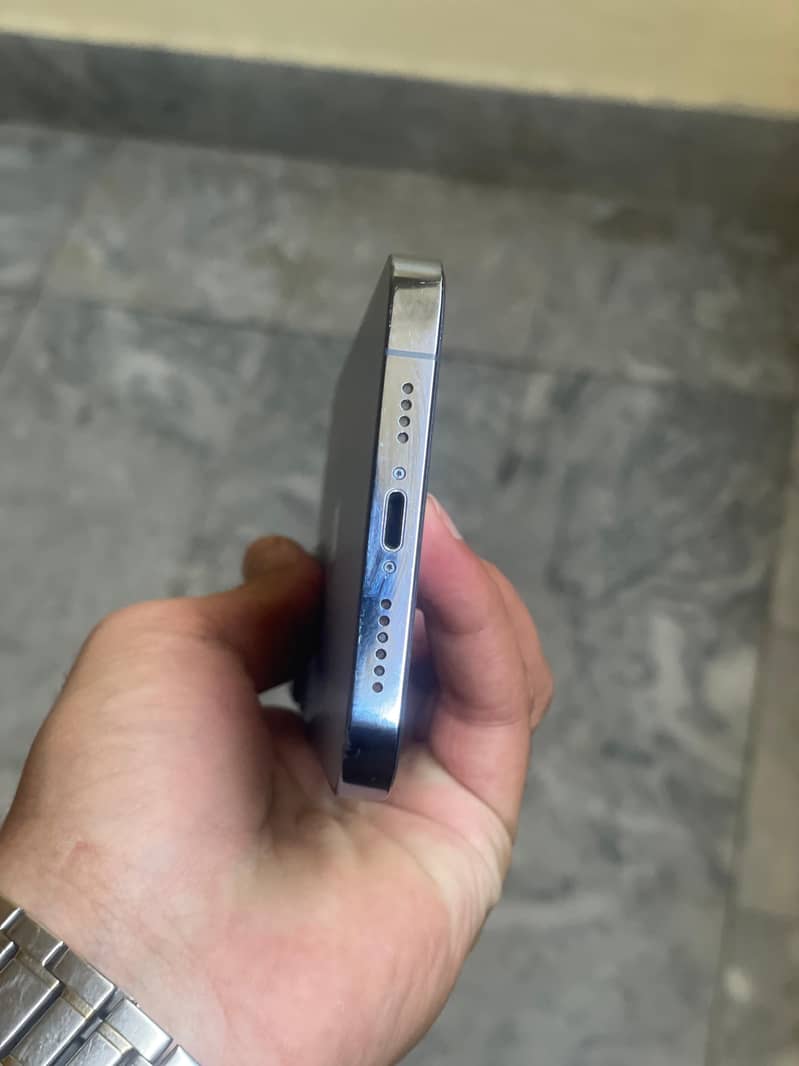 Apple iPhone 13 Pro Max 5