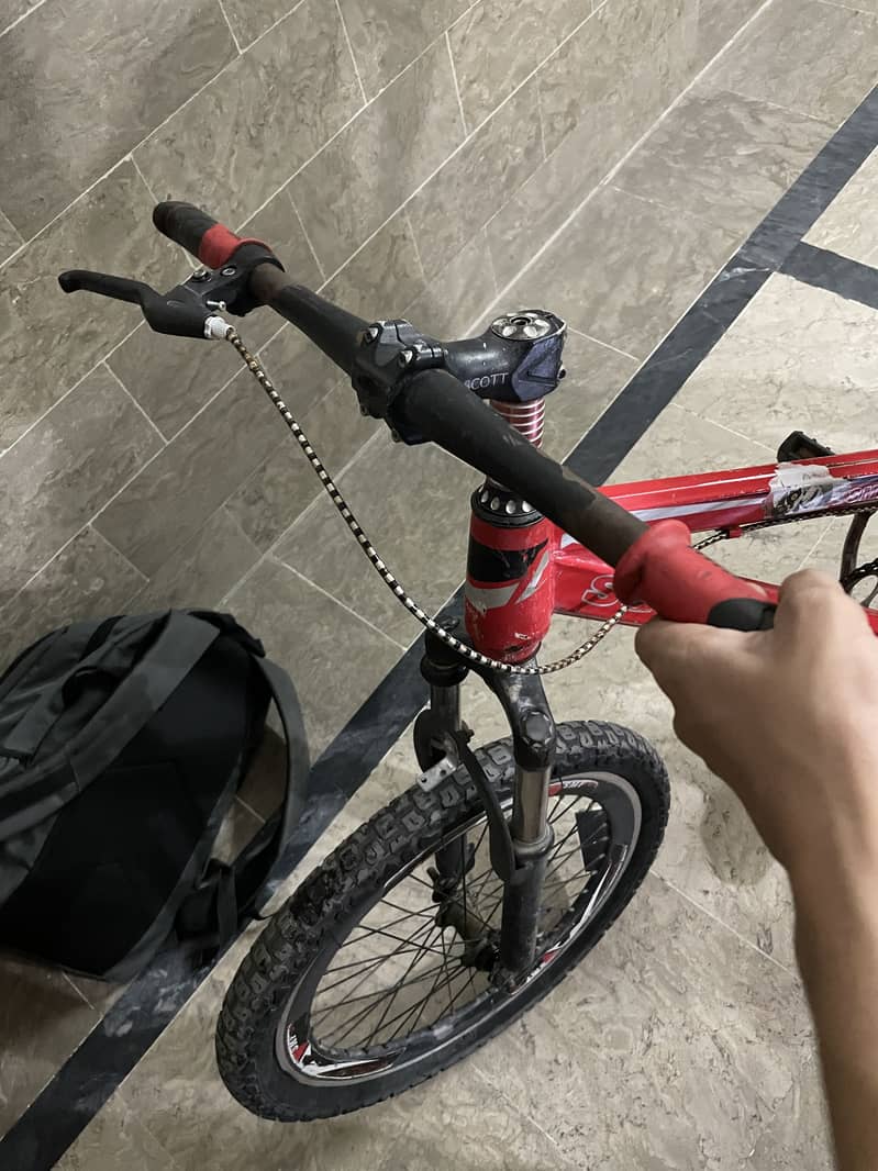 Cycle in 10/10 condition 4
