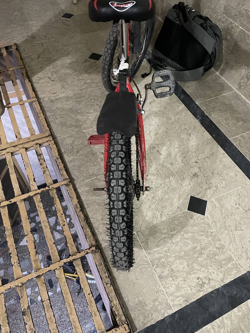 Cycle in 10/10 condition 6