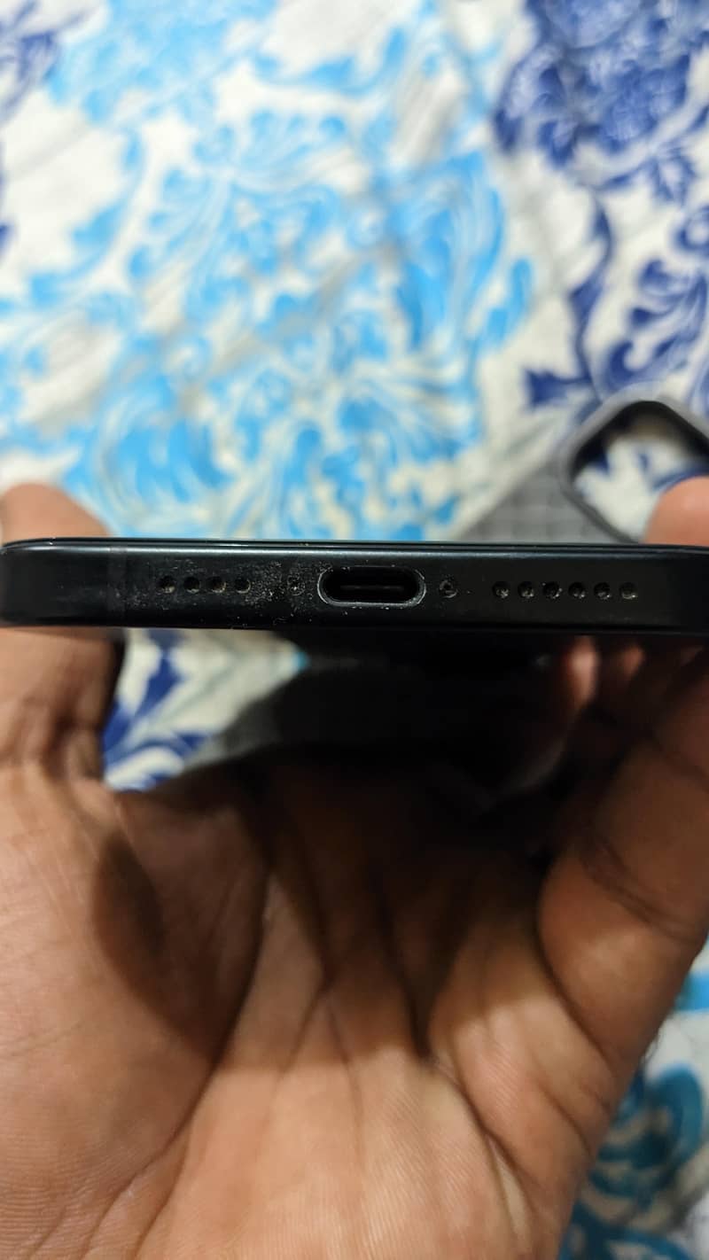 Apple iPhone 15 plus 1