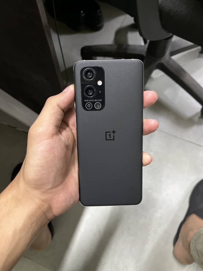 One Plus 9 Pro 8/256 2