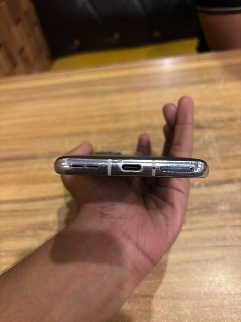 One Plus 9 Pro 8/256 4