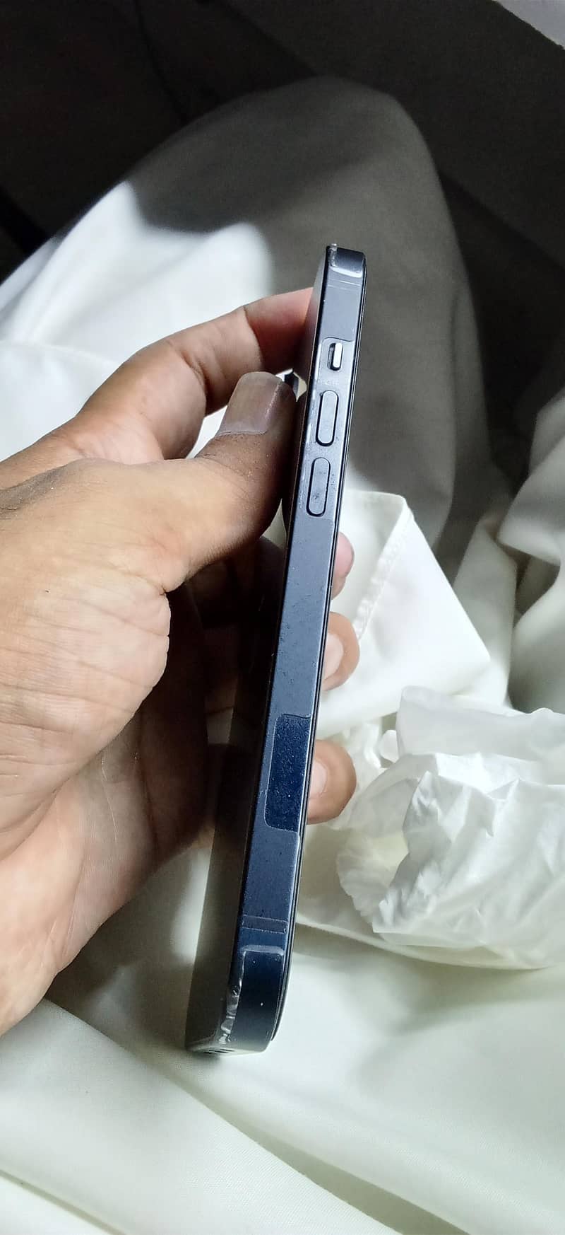 Apple iPhone 14 3