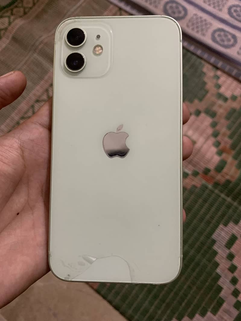 Apple iPhone 12 3