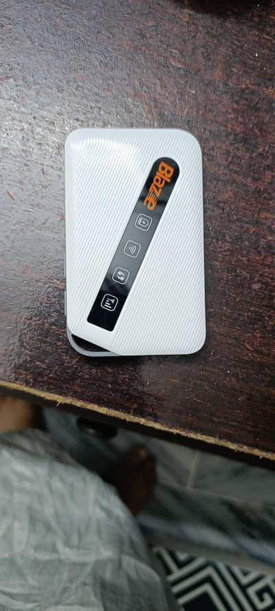 Ufone Blaze 4G LTE WiFi Device - 10/10 Condition (Complete Box)