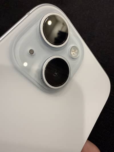 Apple iPhone 15