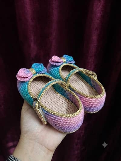 if u want to buy msg me on Instagram shwstore. pk by fatima