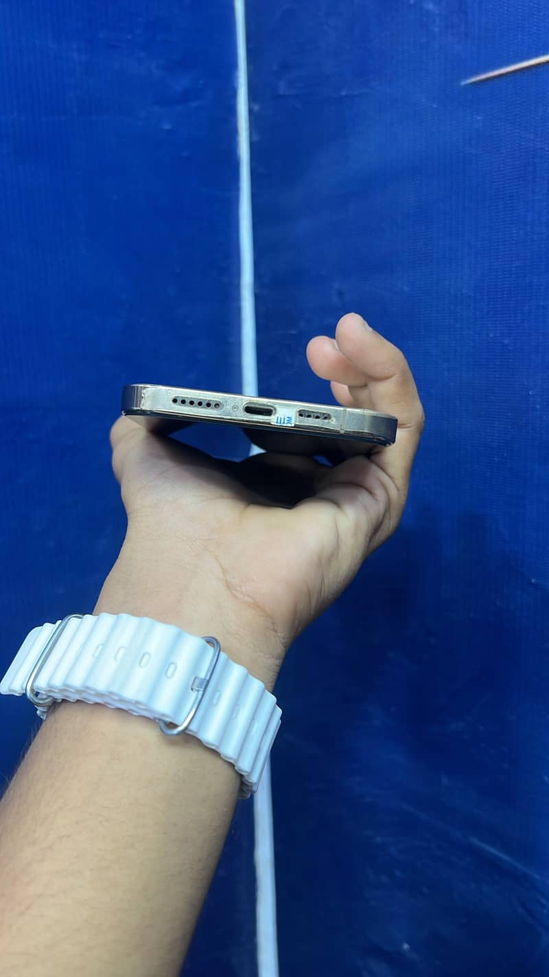 Apple iPhone 12 Pro Max 6
