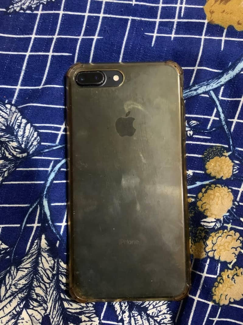 Apple iPhone 7 Plus 0