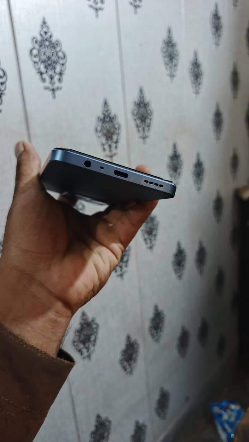 Realme C63 2