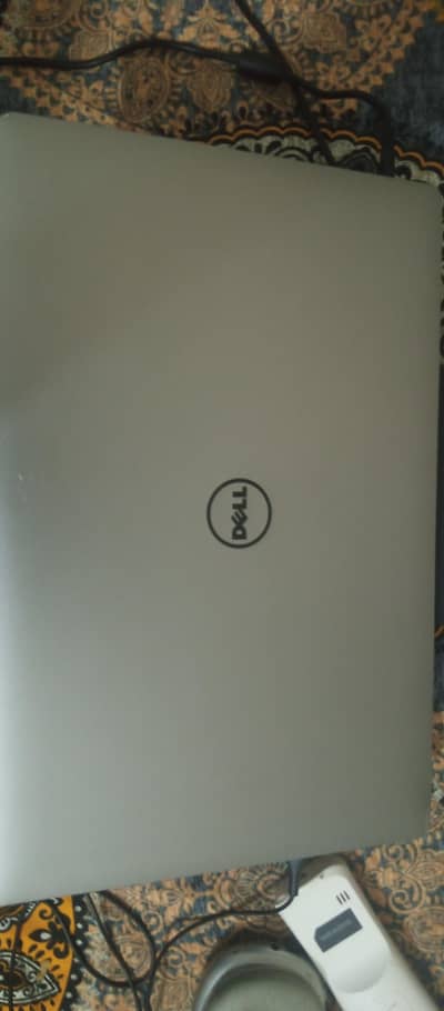 Dell XPS 15 Premium laptop 4 gb gpu
