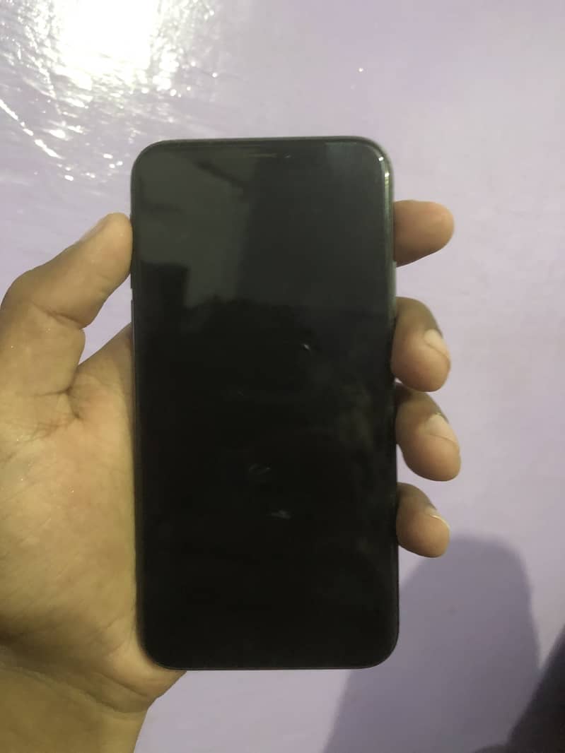 Apple iPhone XS 1