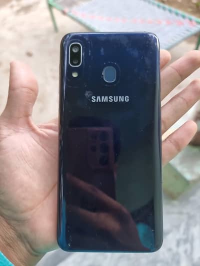 Samsung Mobile A20