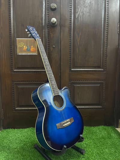 Accoustic jambo guitar in new condition