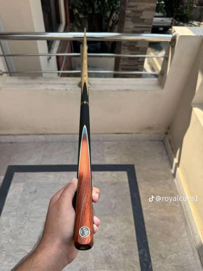 BLP Snooker cue