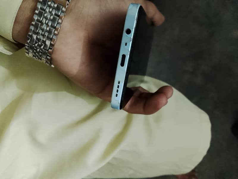 Realme Note 50 4