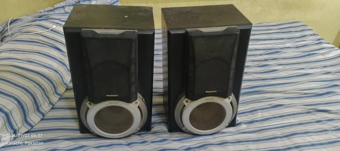 speakers