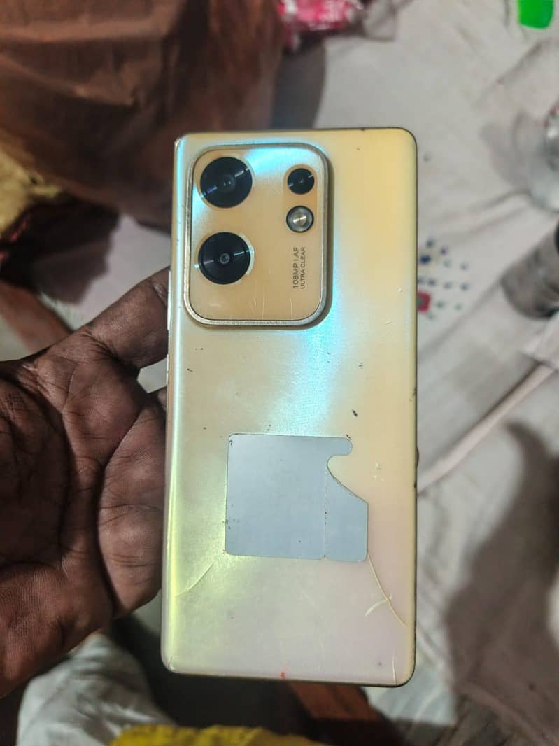 Infinix Zero 30 4