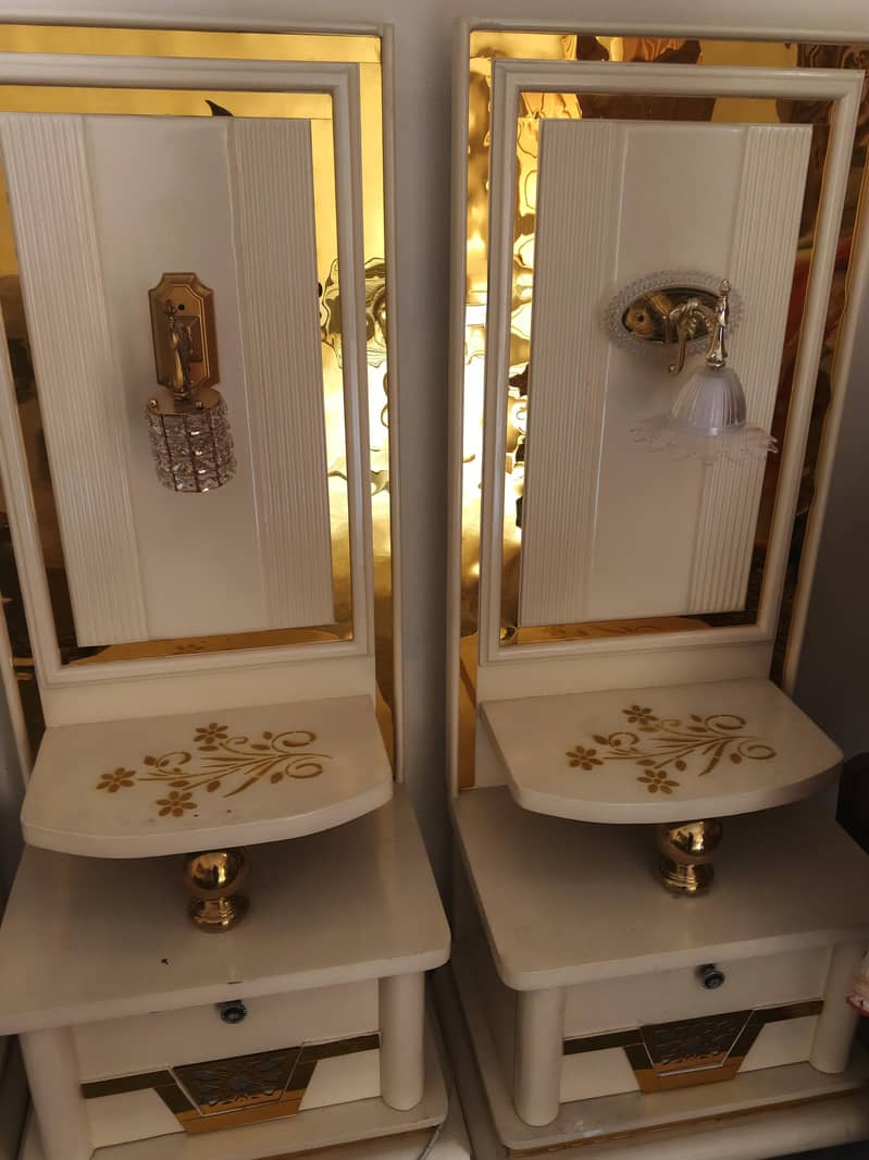 bed side tables 4