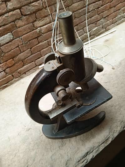 Lab microscope