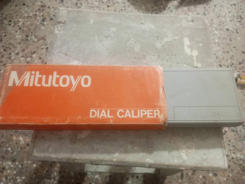 dail caliper 2