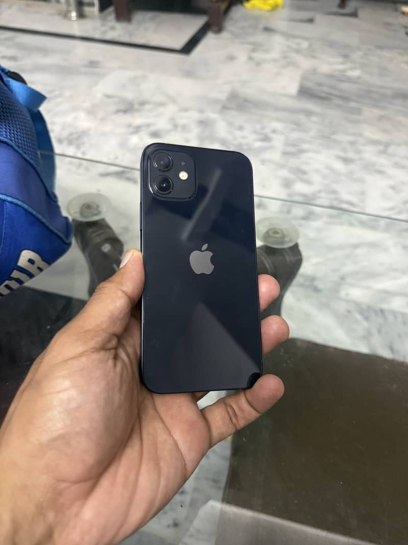 Apple iPhone 12 0