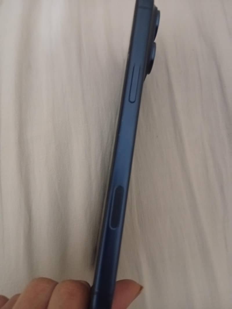 Apple iPhone 17 Pro Max 1